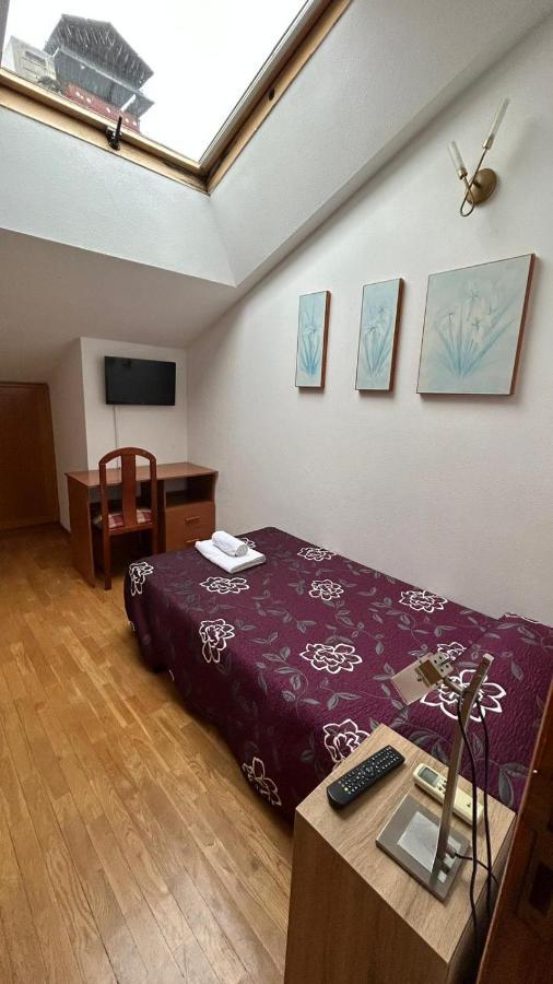 Hotel H. Lavid à Briviesca Extérieur photo